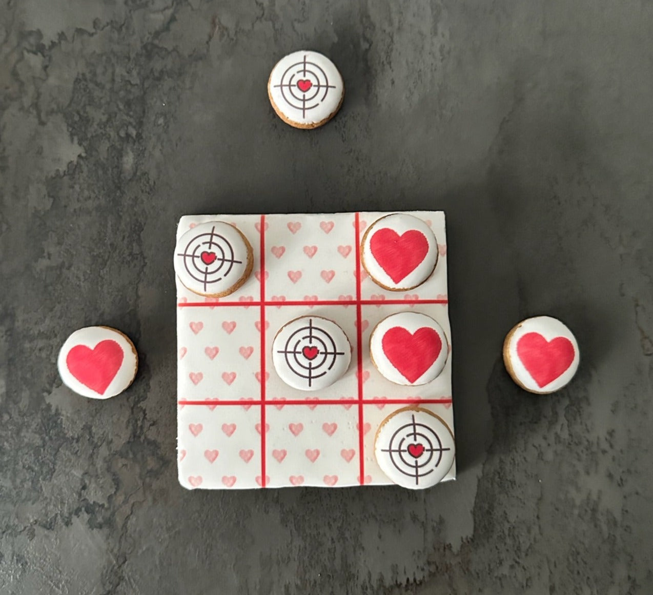 Heart Valentines Tic Tac Toe